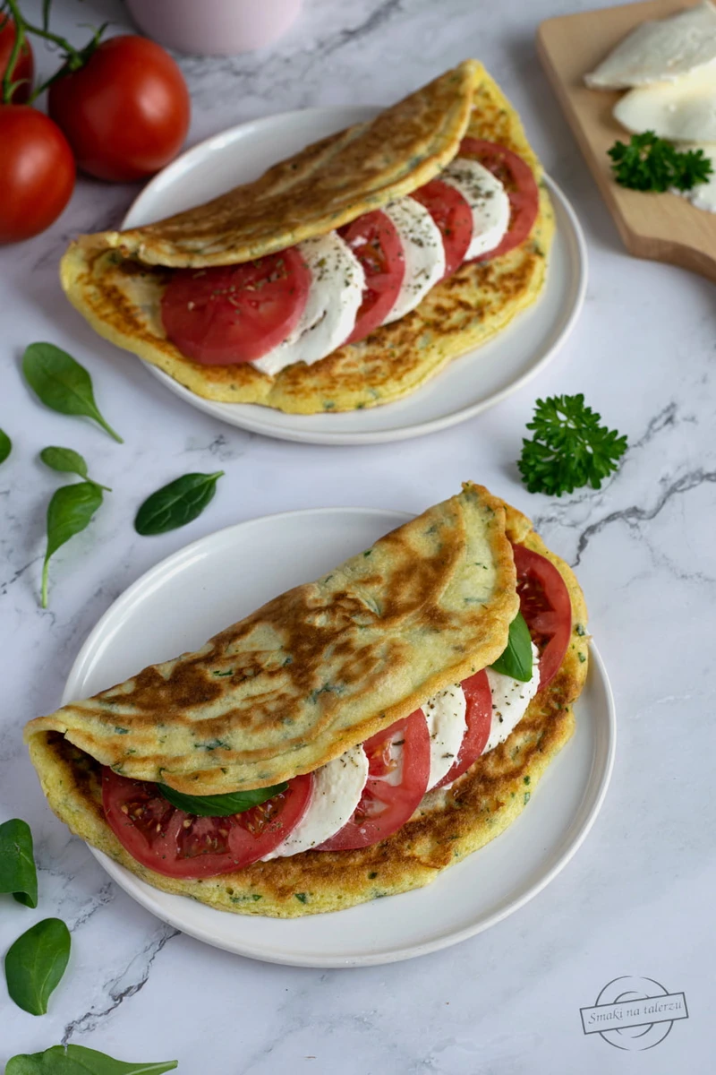 Szpinakowe naleśniki Caprese