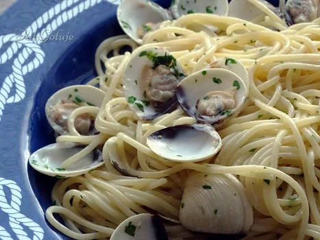 Spaghetti z małżami Venus