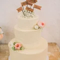 Tort z kwiatkami
