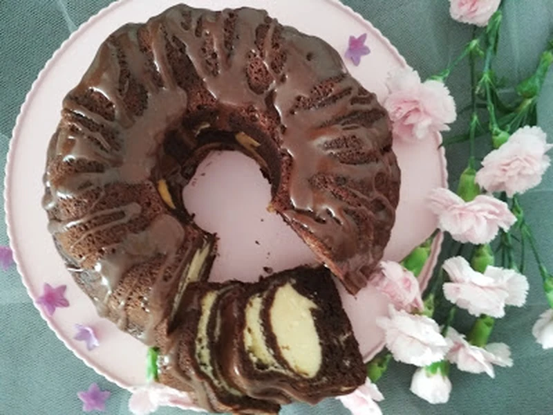 Babka z masa serniczkową