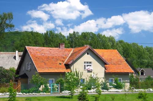 Nie będzie obowiązkowej modernizacji domów! Jednak nowe przepisy UE zmieniają wiele zasad od 2025 roku