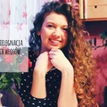 Zimowa pielęgnacja długich kręconych włosów