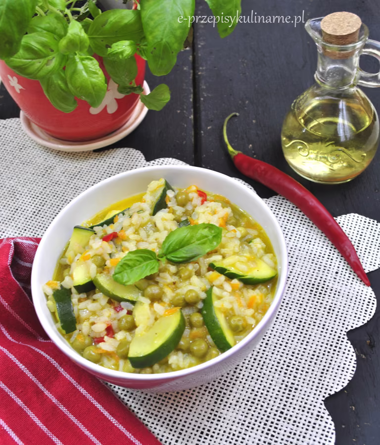 RISOTTO Z WARZYWAMI (360 KCAL)