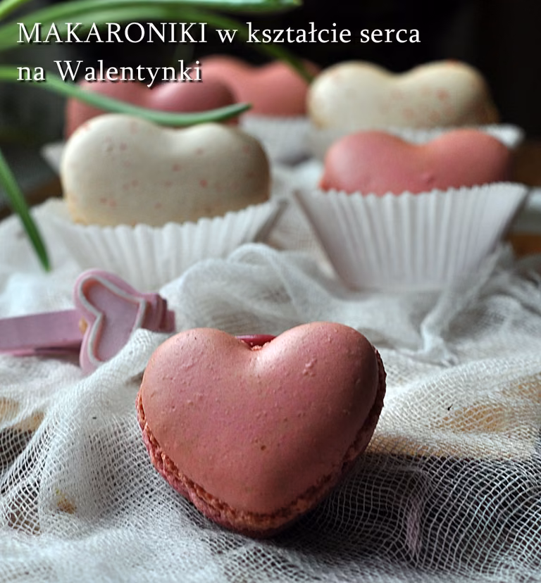 Makaroniki w kształcie serca. Makaroniki na Walentynki.