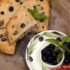 Focaccia z oliwkami