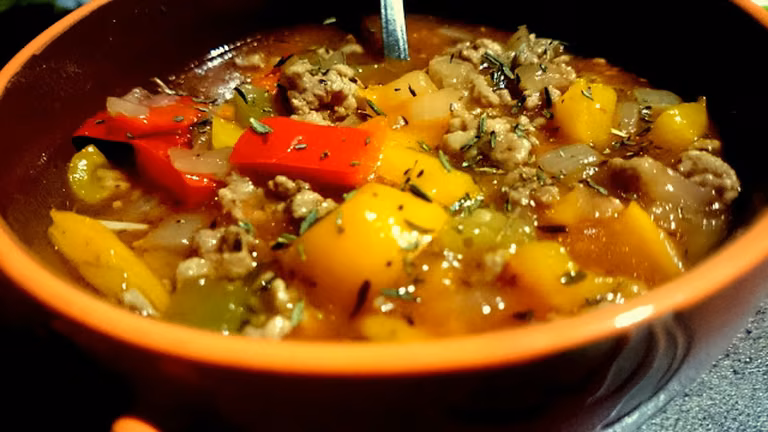 aromatyczna zupa węgierska