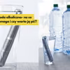 Woda alkaliczna- na co pomaga i czy warto ją pić?
