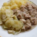 Gulasz wieprzowy z cebulą