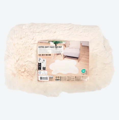 Zdjęcie Ten dywanik z Action za 39 zł zrobi boski efekt w pokoju! Nietypowy kształt, mięciutkie futerko, a czyszczenie to pestka #5