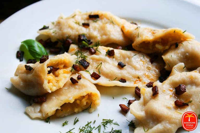 FIT pierogi ruskie z kaszą jaglaną