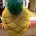 Ananas na głowie
