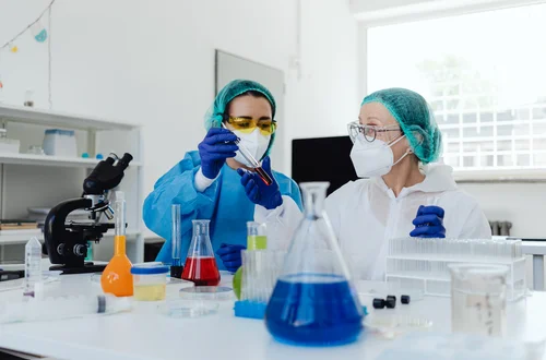 Dzień Chemika: Historia i Znaczenie Święta