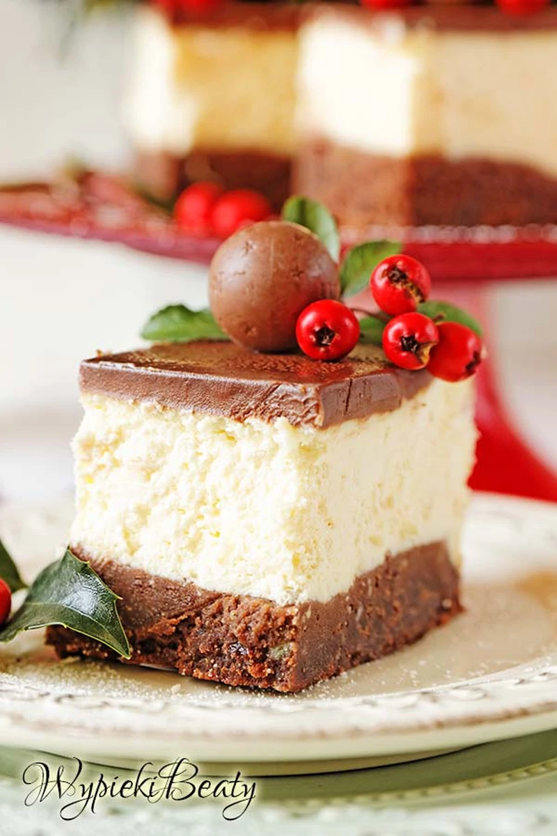 Sernik na piernikowym brownie