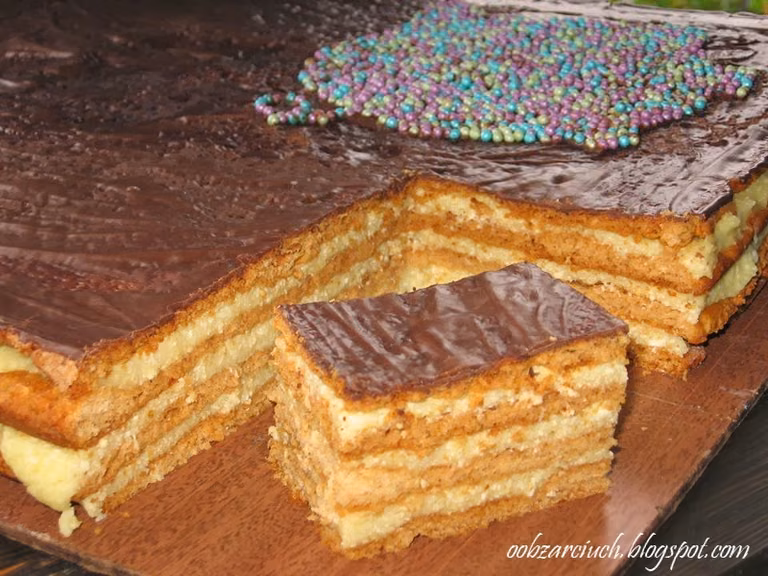 Tort serowo - miodowy