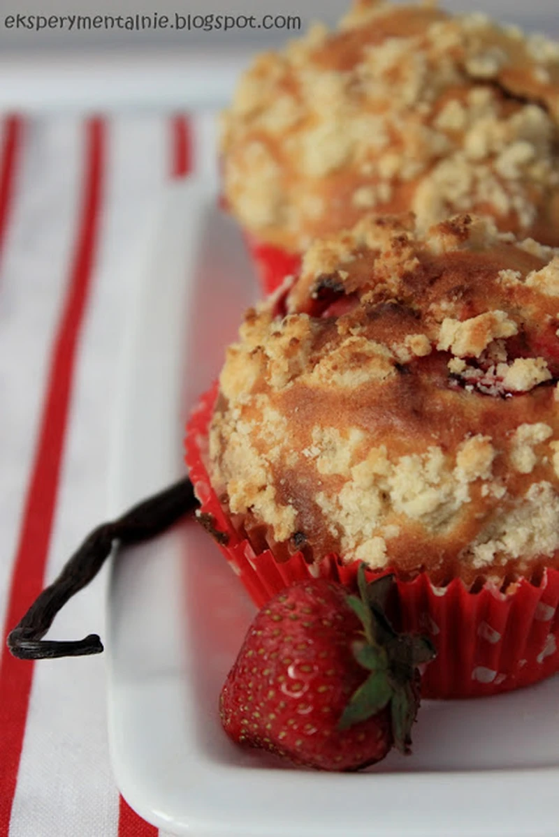 Muffinki z truskawkami i wanilią