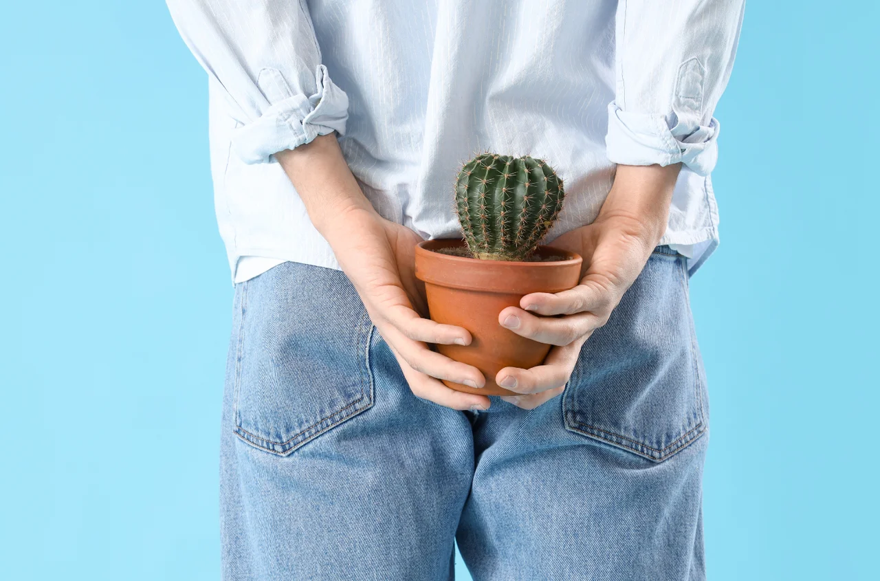 Czy telefon komórkowy może powodować hemoroidy? Najnowsze wyniki badań z USA zaskakują!