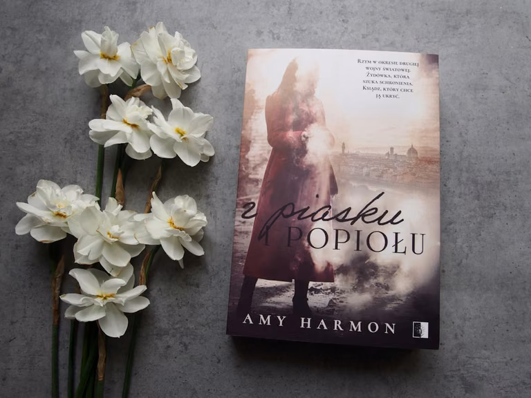 Z piasku i popiołu Amy Harmon - recenzja