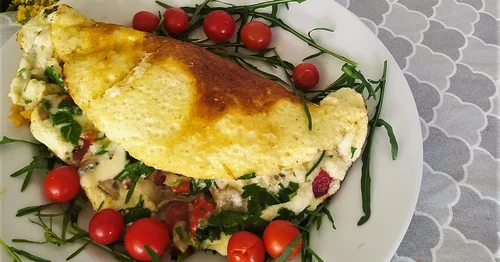 Omlet wytrawny. Wegetariański lub mięsny