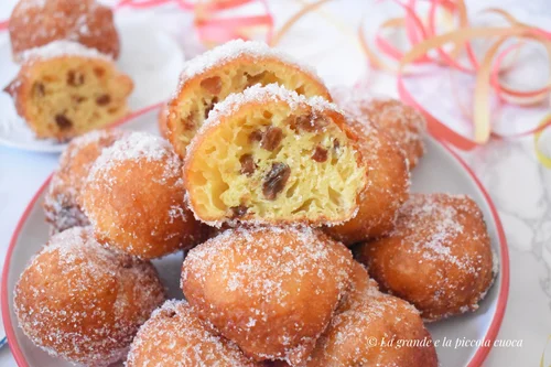 Weneckie pączki karnawałowe "Fritole veneziane"