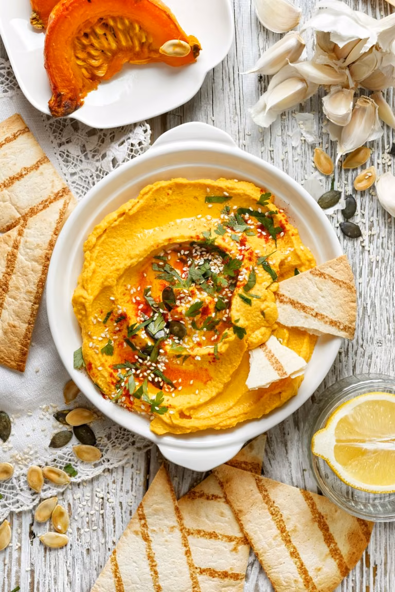 HUMMUS Z PIECZONEJ DYNI