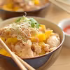 Kurczak szybko smażony (stir-fry) z mango, orzeszkami i kiełkami