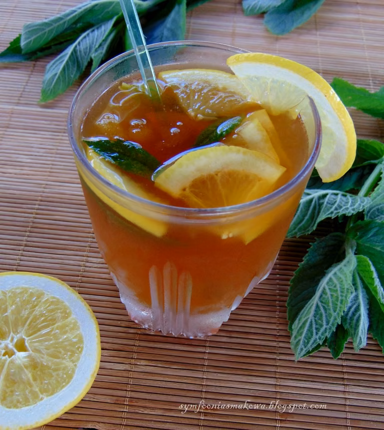 Domowa ice tea cytrynowo - miętowa.
