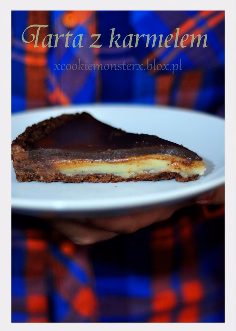 TARTA Z KARMELEM