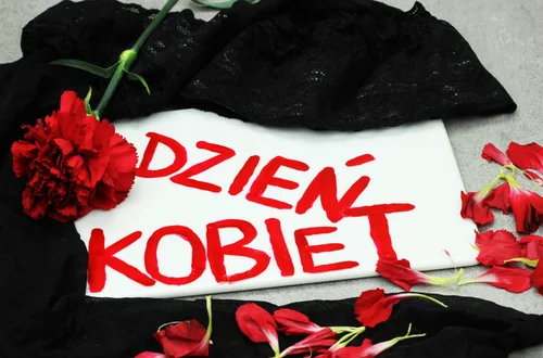 Dlaczego właśnie 8 marca? Odpowiedź może Cię zaskoczyć!