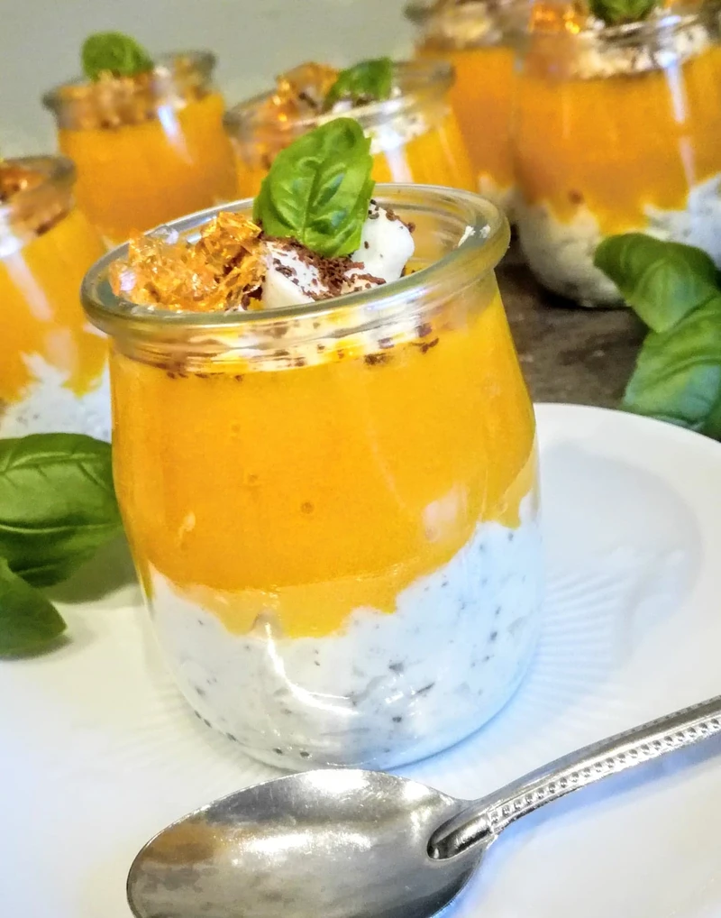 Deser stracciatella z mango