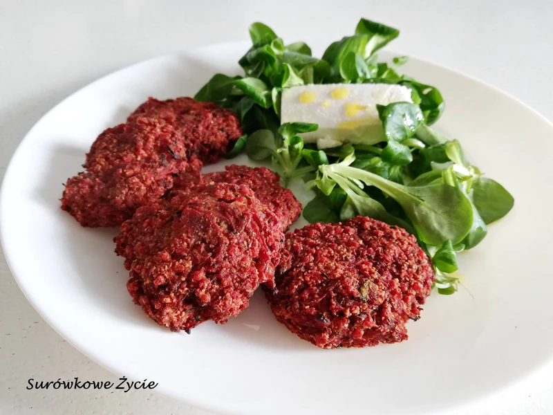 Kotlety wege z buraka i kaszy jaglanej (bez laktozy, bez glutenu)