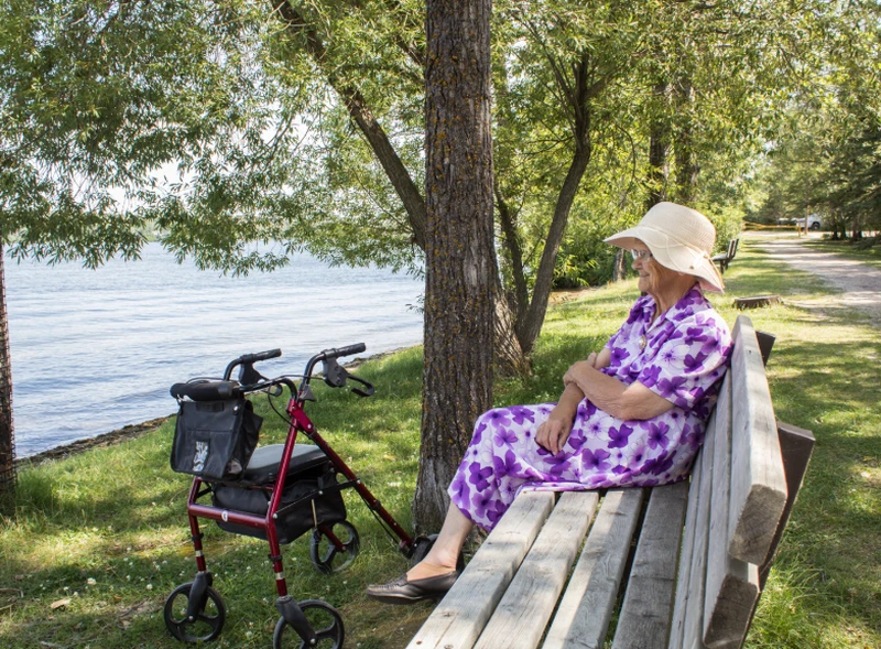 ZUS zmniejszy kwotę nowego świadczenia dla 1,5 mln osób! Uwaga na haczyk w nowych przepisach!