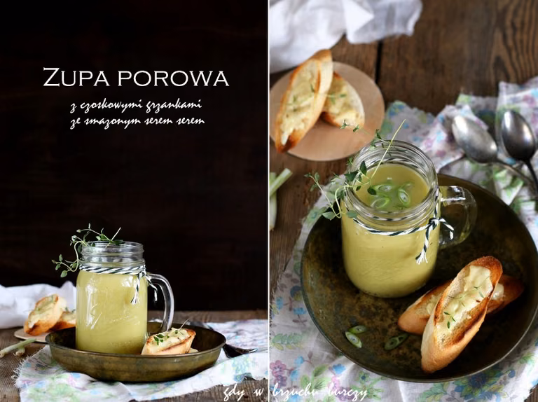 Zupa porowa z grzankami czosnkowo - serowymi