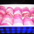 Mięso mielone zawijane w cukinię i boczek