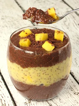 Pudding z czekoladą i mango