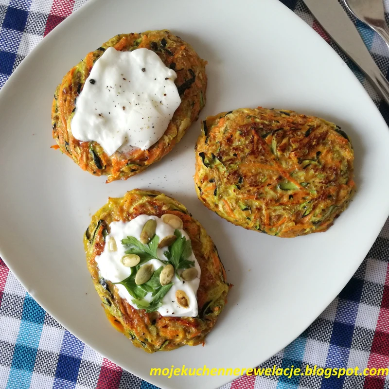 Fit placki z cukinii i marchewki - 275 kcal