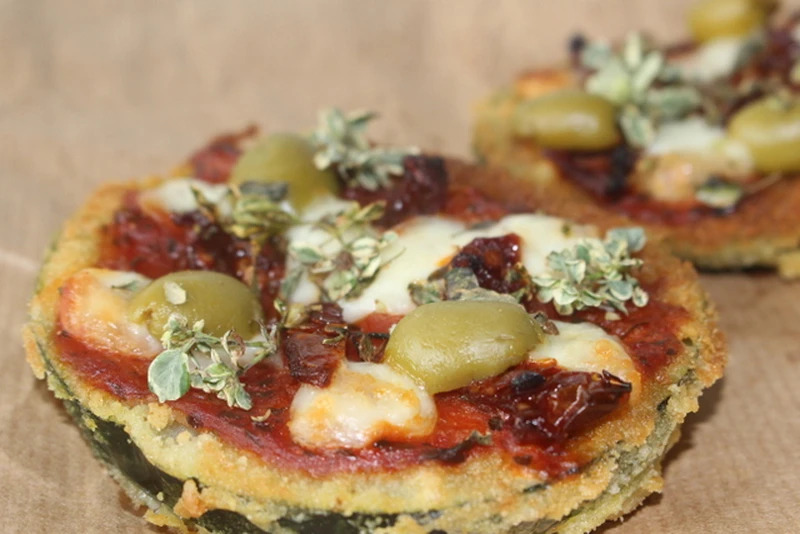 Mini pizze z cukinii wegetariańskie