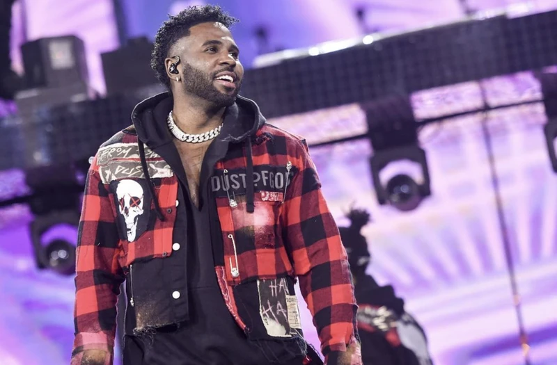 Ujawniono wynagrodzenie Jasona Derulo za sylwestrowy koncert w Polsce. Imponująca kwota!
