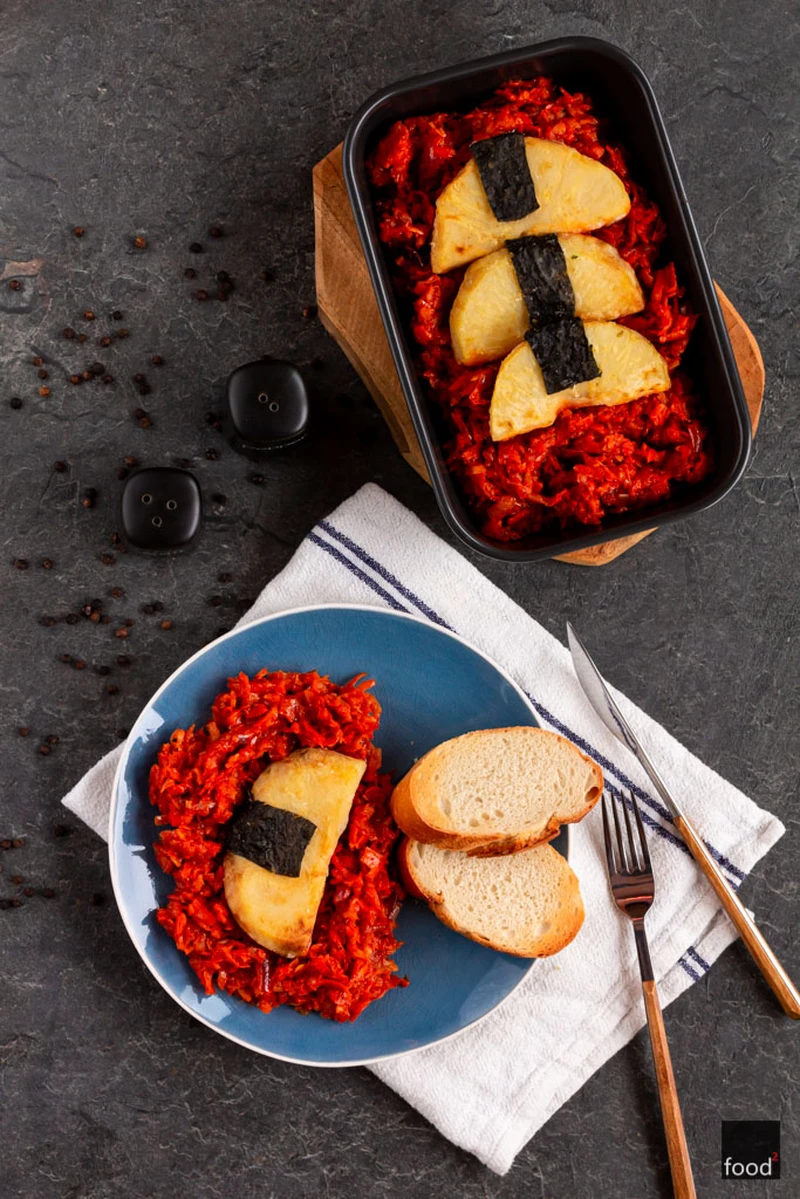 Seleryba po grecku z pastą gochujang