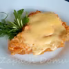 Kotlet schabowy pod cebulowo-serową pierzynką