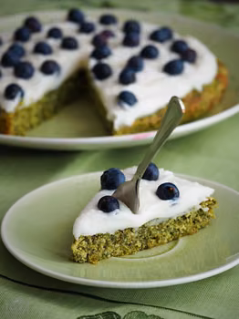 Keto Green Velvet Cake (Paleo, LowCarb)