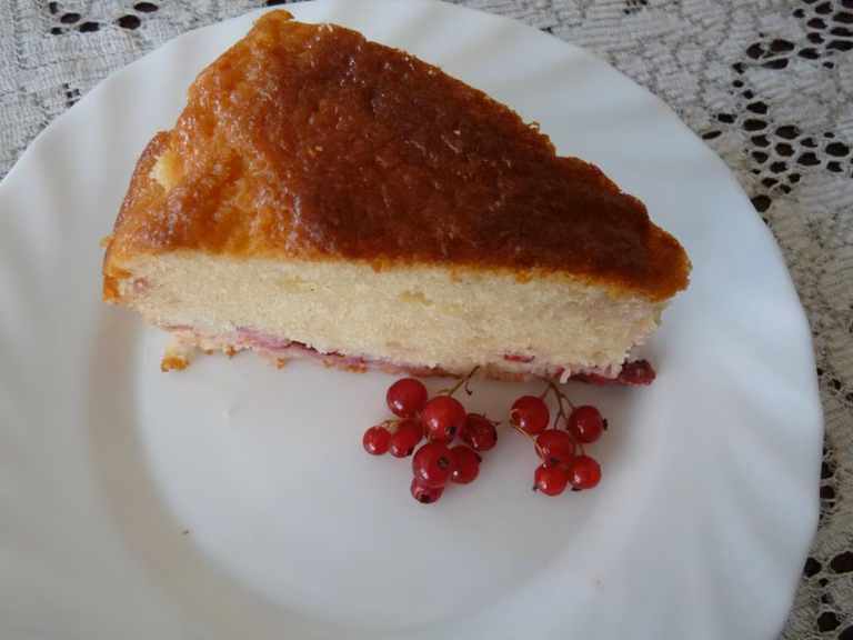 Ciasto z owocami na kefirze