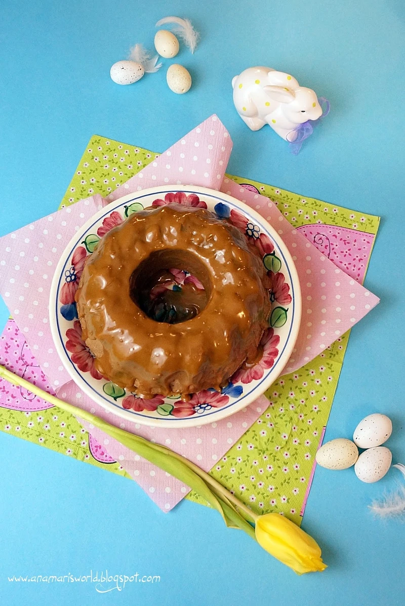Babka wielkanocna kajmakowa