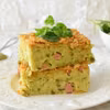 Babka ziemniaczana z bazyliowym pesto