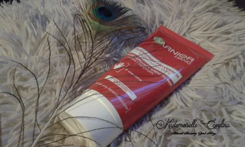 GARNIER REGENERUJĄCY KREM DO RĄK / NOWOŚCI KOSMETYCZNE/ -75% NA ASTOR W ROSSMANNIE
