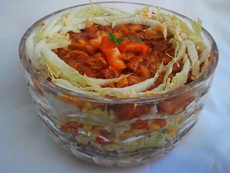 Sałatka kebabowa
