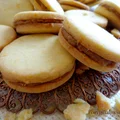 Ciasteczka pomarańczowe z masą figowo-orzechową