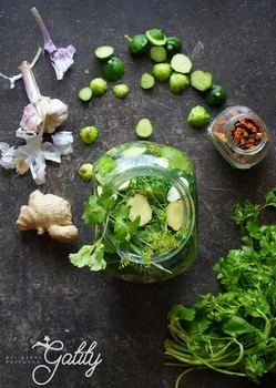 Ogórki małosolne kimchi