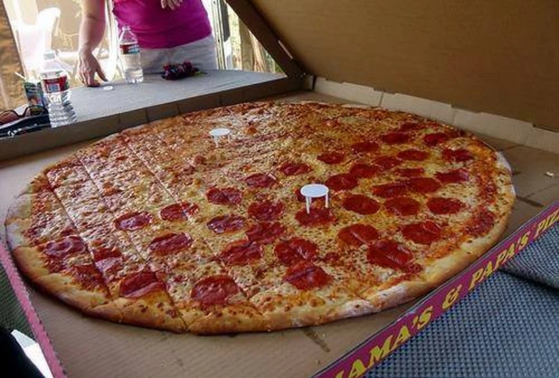 Mega PIZZA