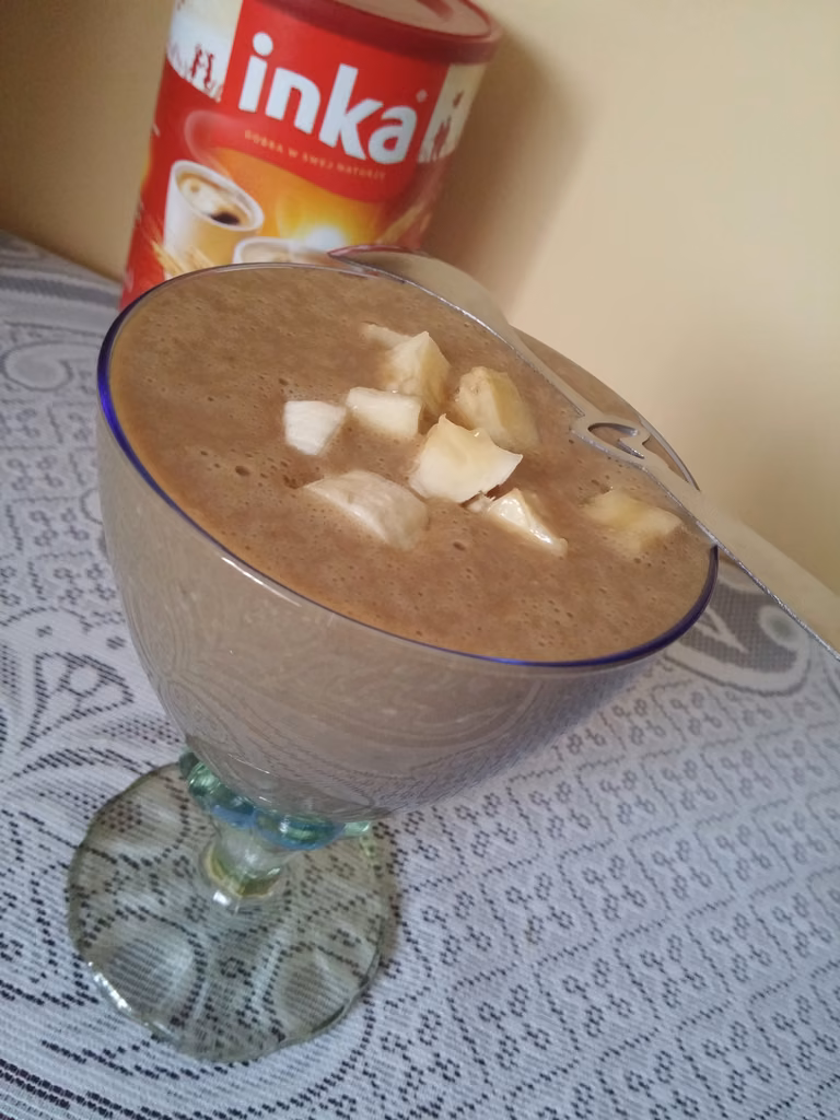 KAWOWE SMOOTHIE Z OWSIANKĄ I Z BANANEM