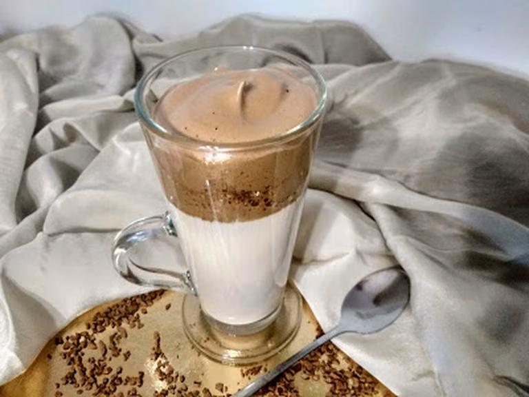 Kawa po koreańsku - Dalgona Coffee